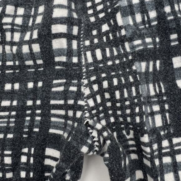 Noe & Zoe Black & White Leggings - Picture 6 of 7